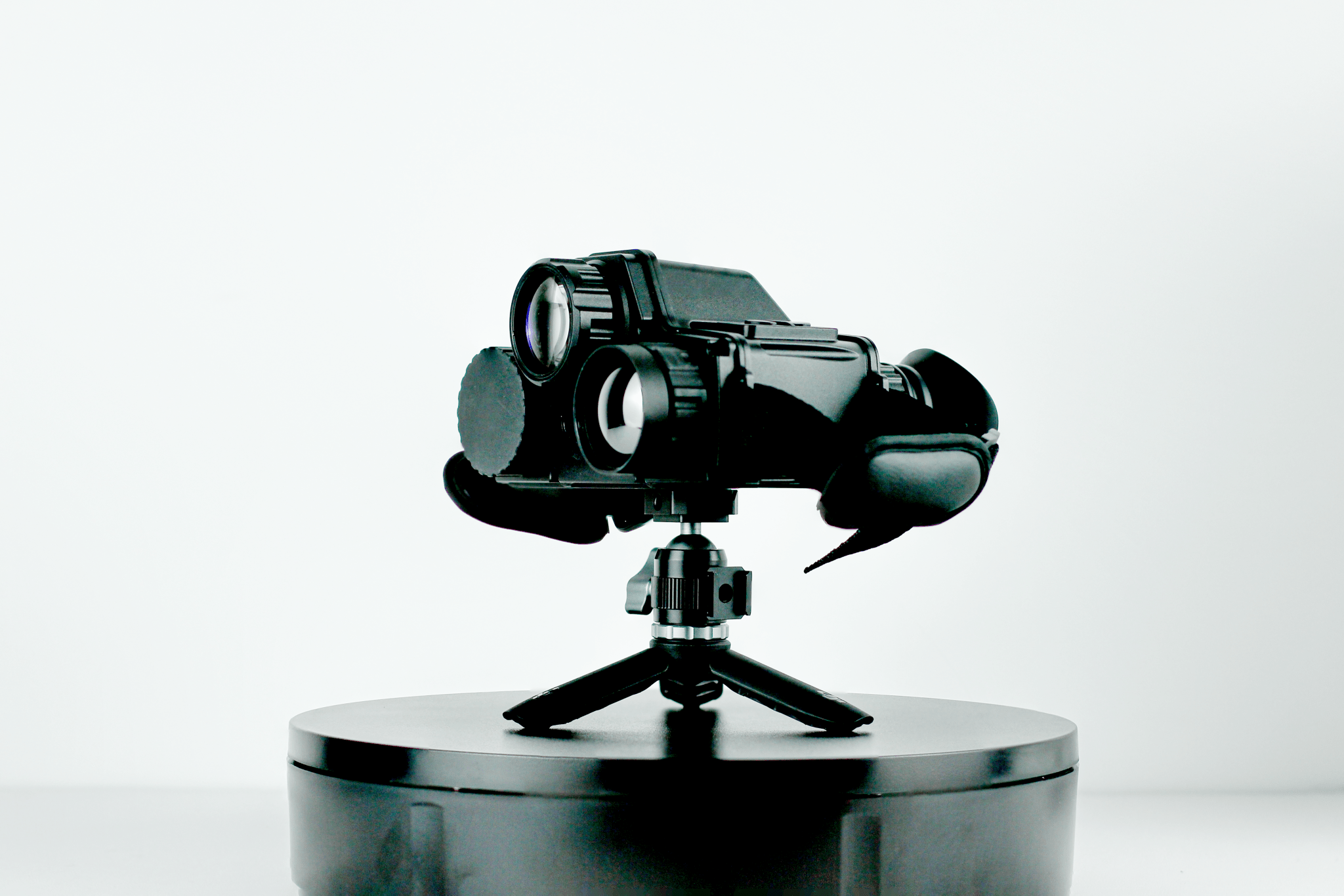 GNG TF213 Handheld Thermal Fusion Binoculars - Good Nite Gear